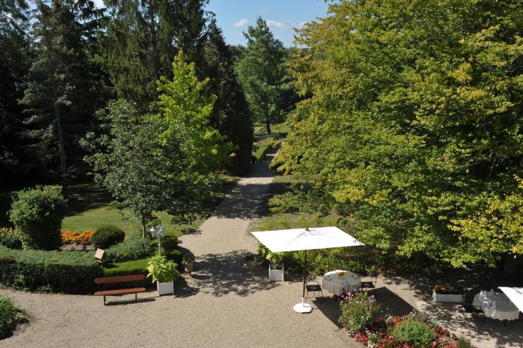 Logis L'Hermitage Buzançais エクステリア 写真